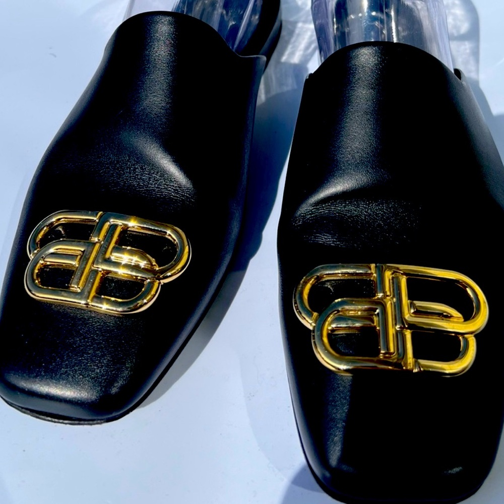 Balenciaga mules